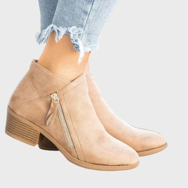 Luísa - Botas Clássicas Elegantes