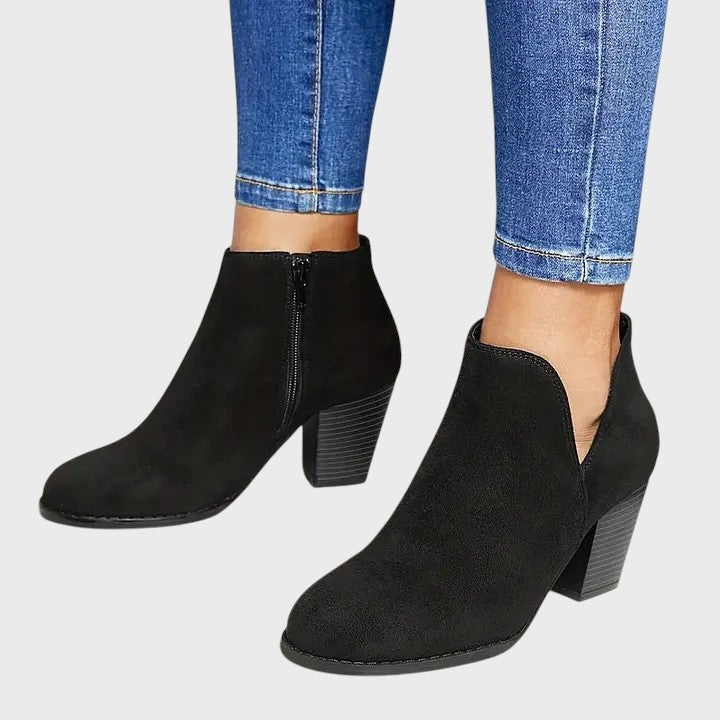 Alexandra - Botas Femininas de Cano Curto com Salto Grosso