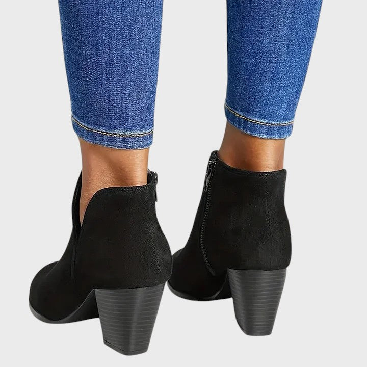 Alexandra - Botas Femininas de Cano Curto com Salto Grosso
