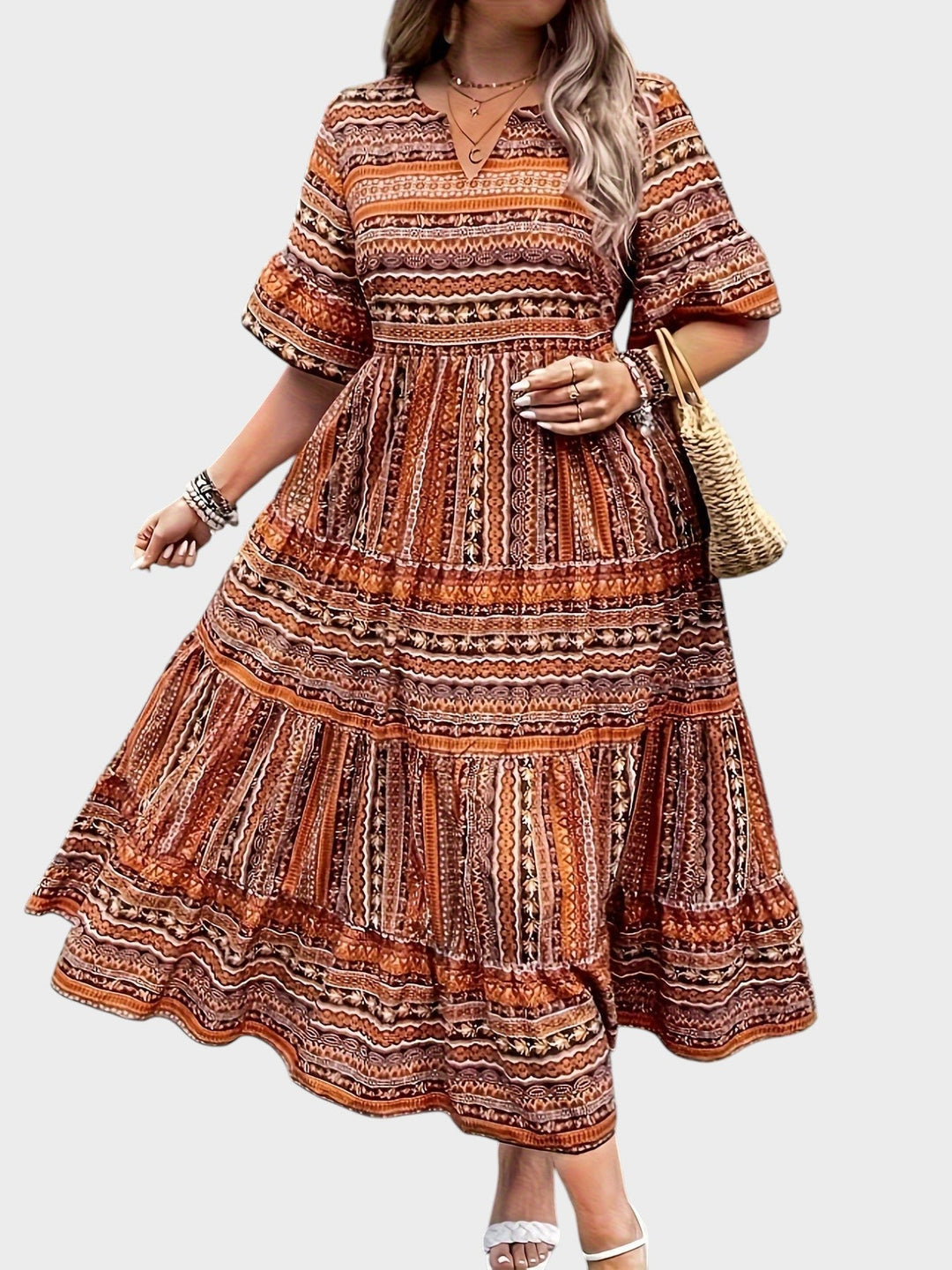 Huelva - Vestido Boémio Elegante Com Padrão Étnica