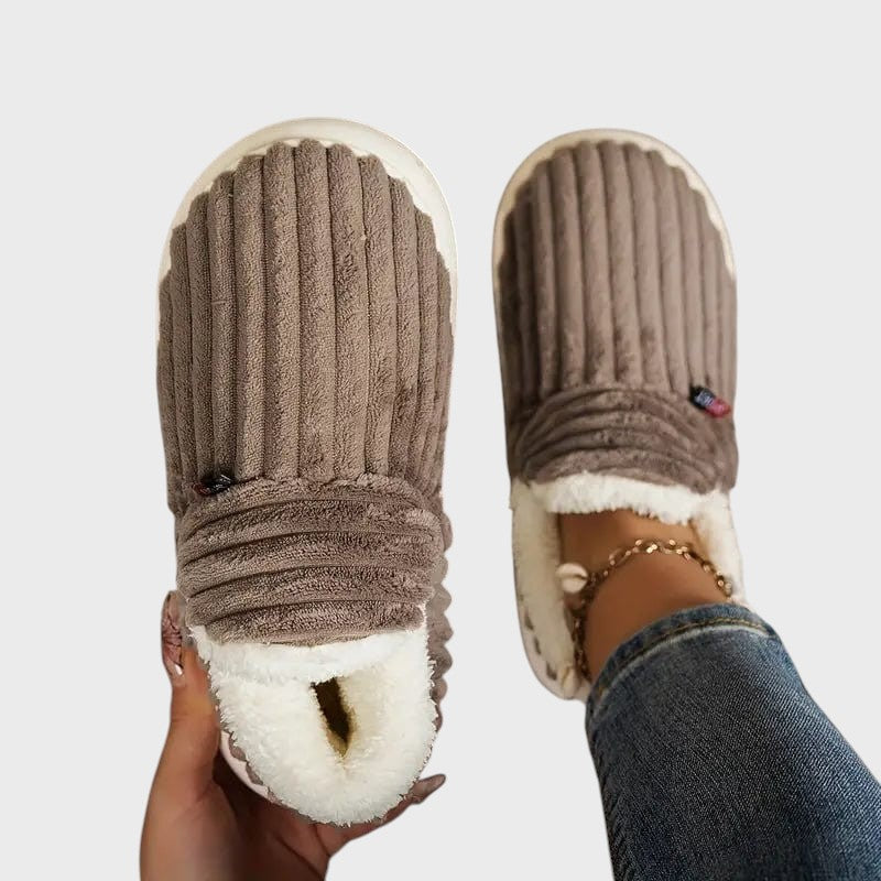 Maia - Confortáveis Pantufas Unissexo