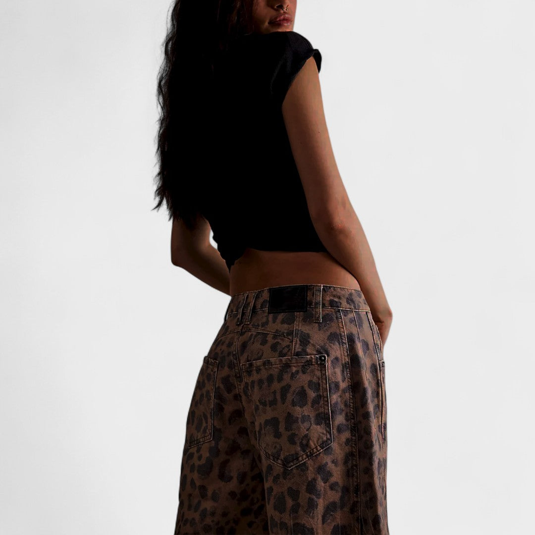 Marta - Barril Jeans com Estampa de Leopardo