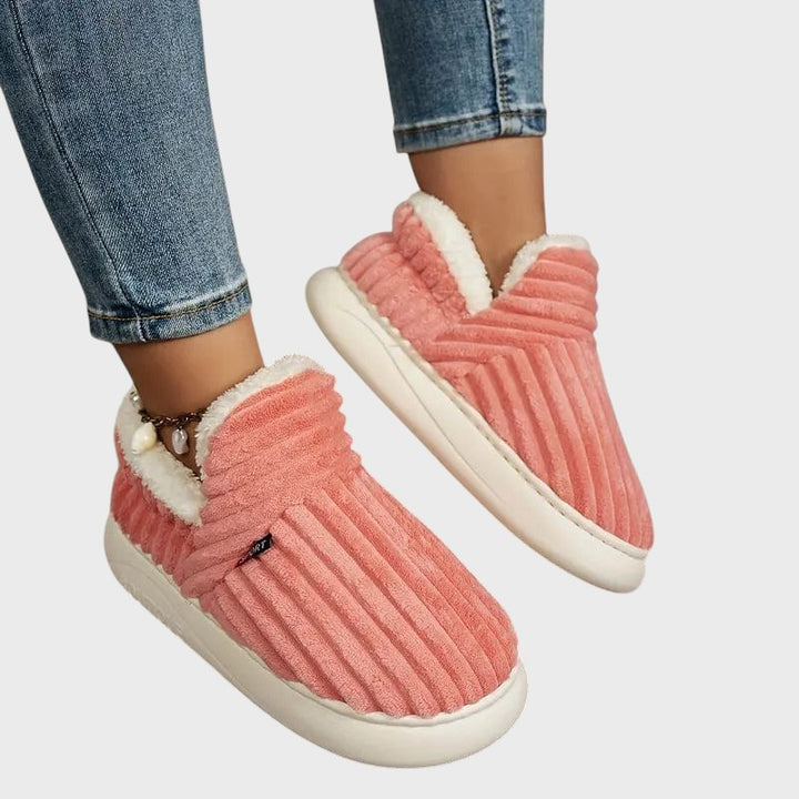 Maia - Confortáveis Pantufas Unissexo