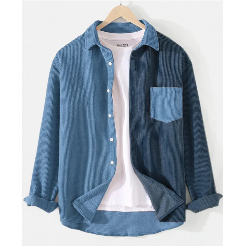 Gonçalo - Camisa de Botão em Detalhes