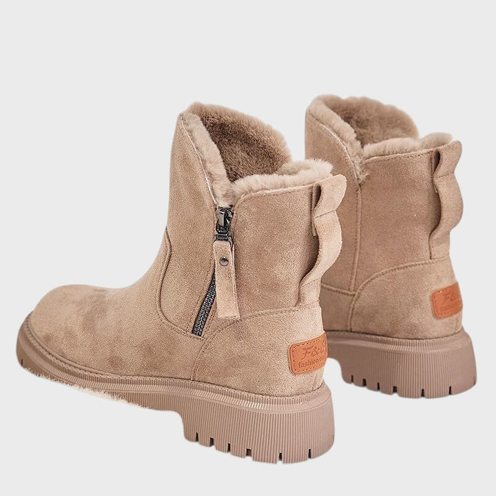 Daniela - Botas Ankle Confortáveis e Estilosas