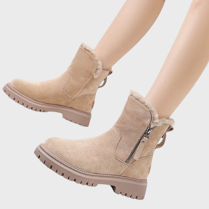 Daniela - Botas Ankle Confortáveis e Estilosas