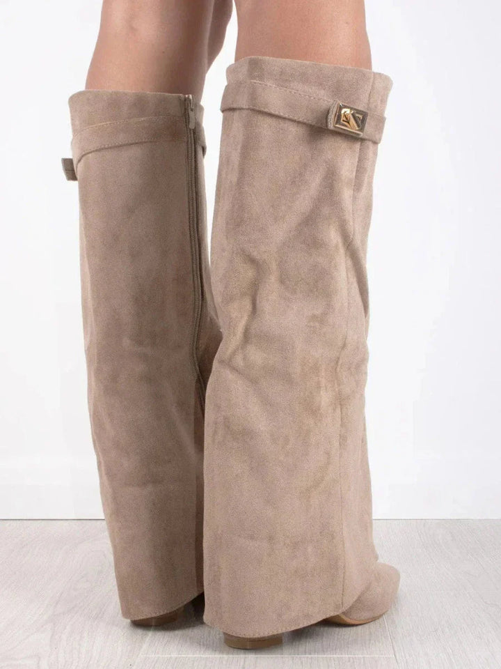 Adriana - Botas de camurça sintética com detalhe dobrável