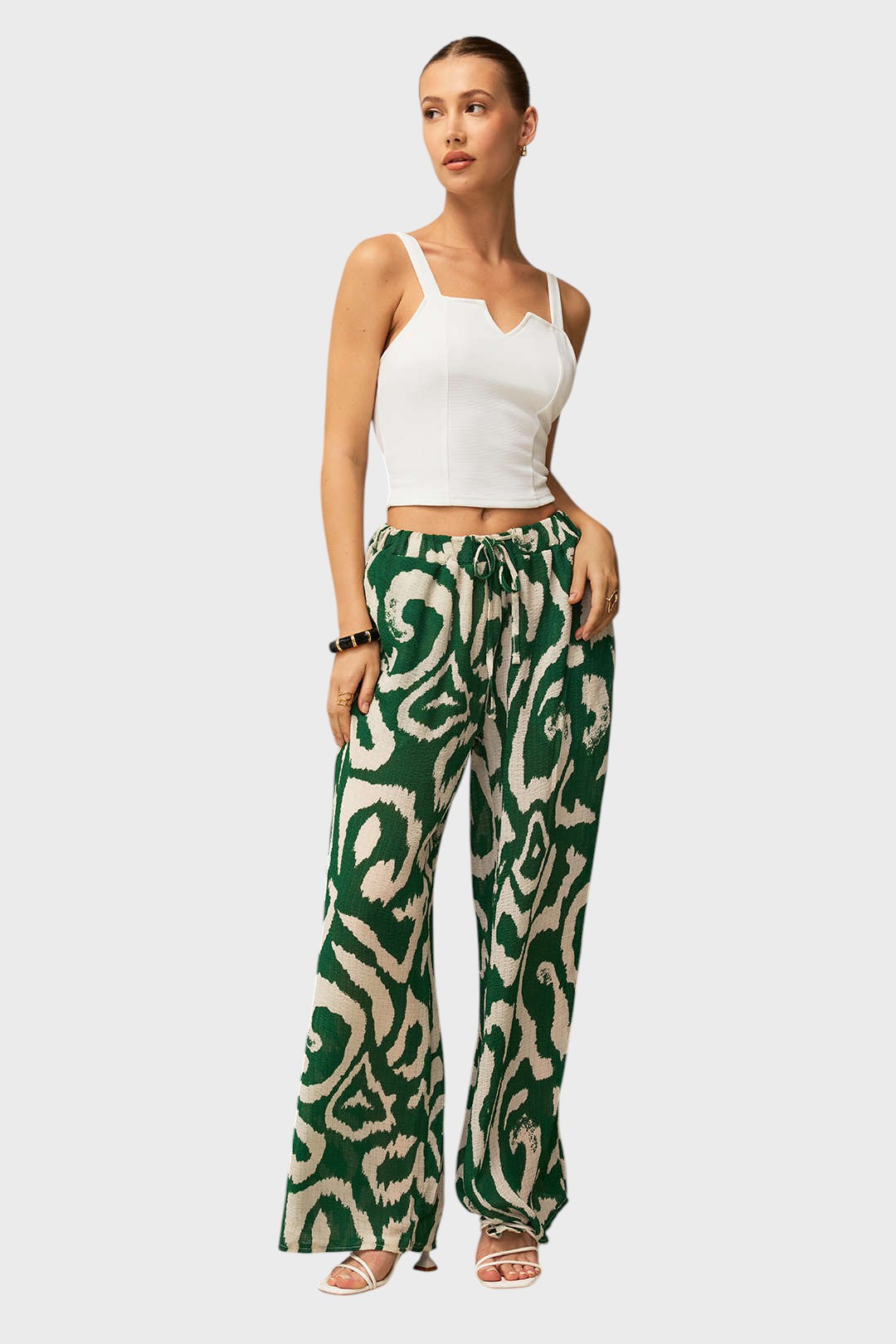 Yasmin- Conjunto Top Sem Mangas & Calças Tropicais