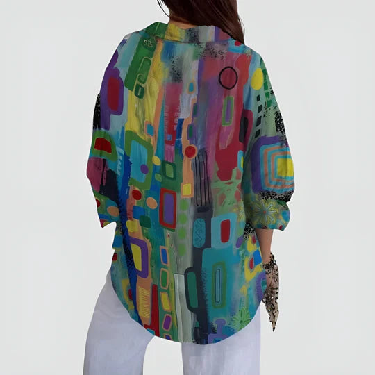 Amália - Camisa com estampas vibrantes