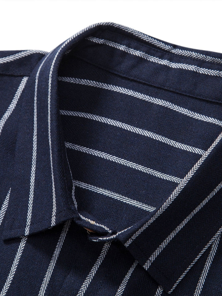 Henrique - Conjunto Camisa de Botão em Algodão com Listras