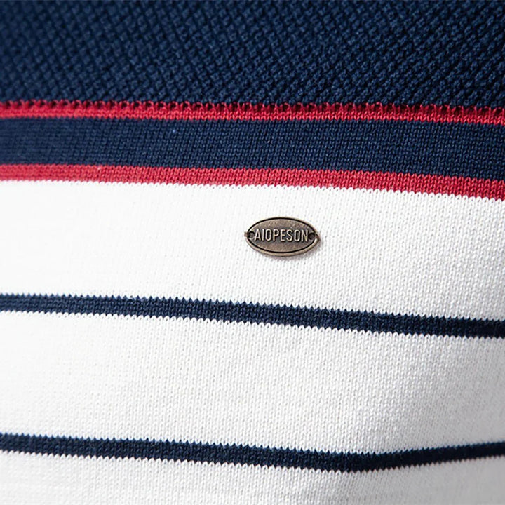 Sebastião - Camisola Masculina com Estampa Listrada